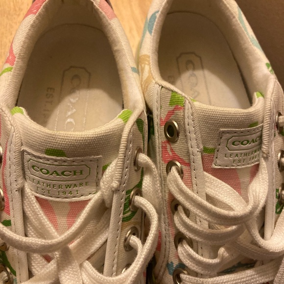 COACH Barrett sneakers size 6.0 multicolor on white signature C’s - Picture 11 of 13